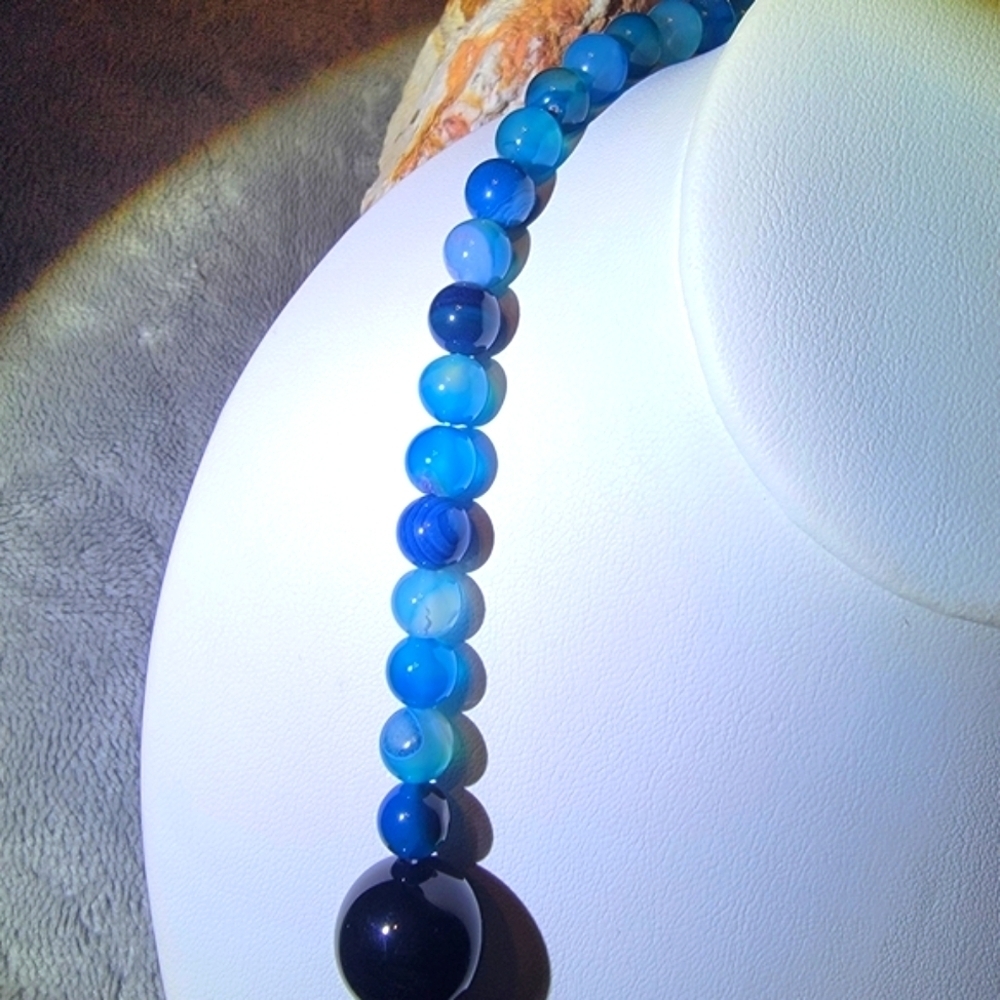 Round 993 Cts Natural Blue Onyx Black Agate Beaded Natural Gemstone Necklace - Picture 7 of 11